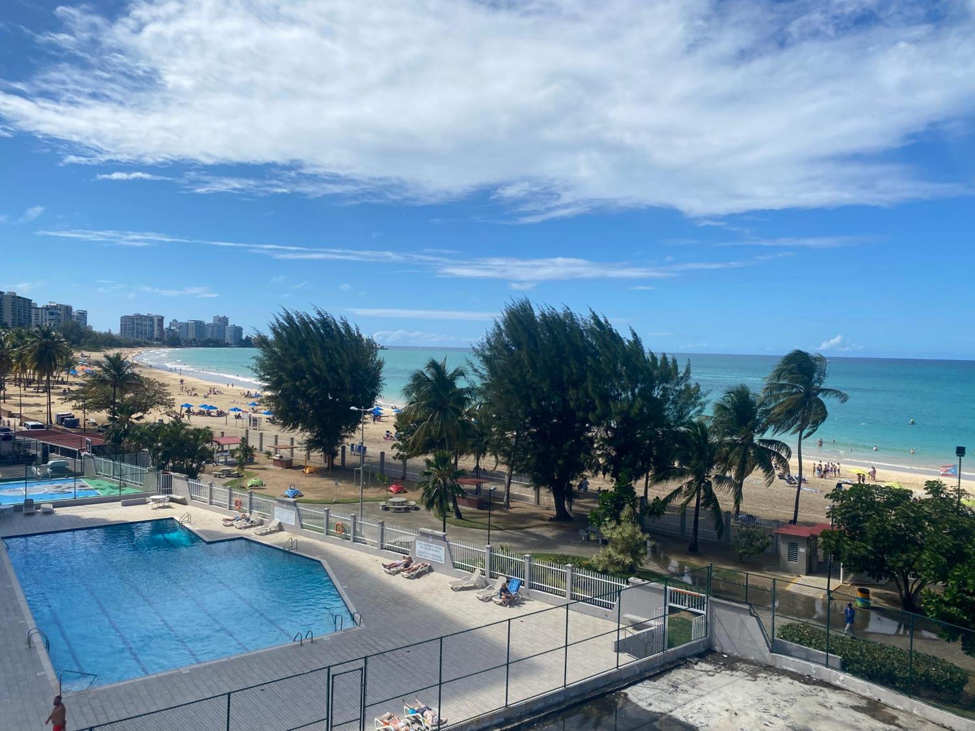Downtown Beachfront Isla Verde Luxury Apartment Сан-Хуан Екстер'єр фото